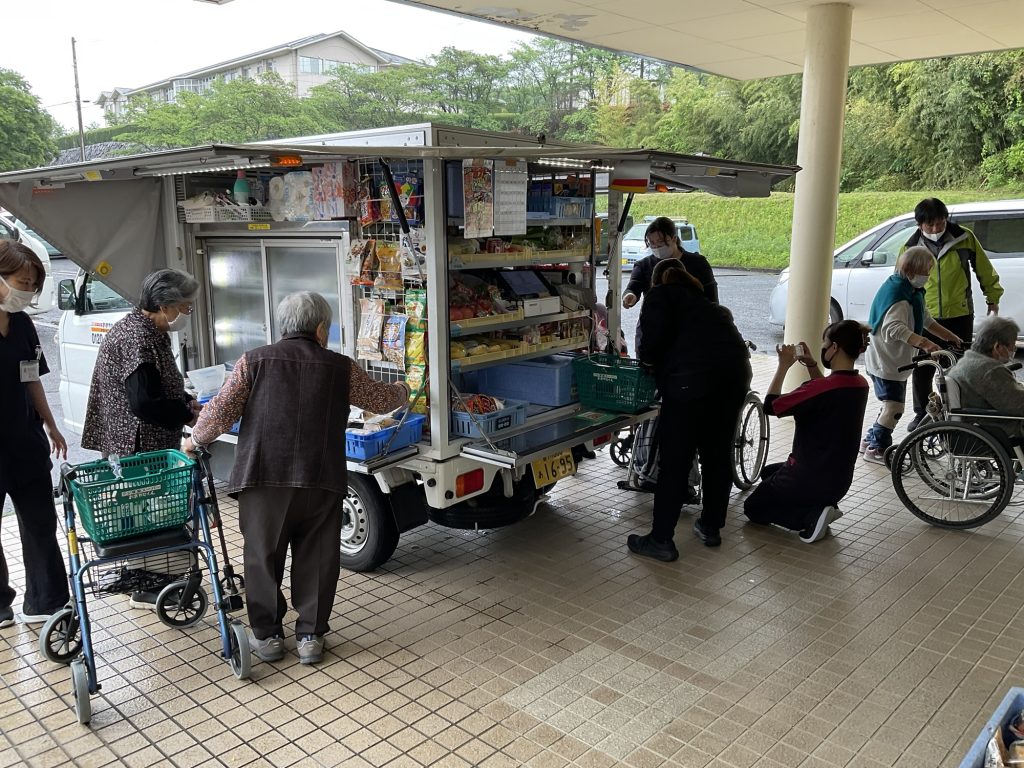 移動販売車が来ました🚚